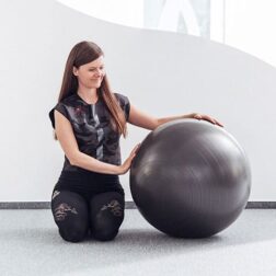 Velika-zoga-za-vadbo-ali-sedenje